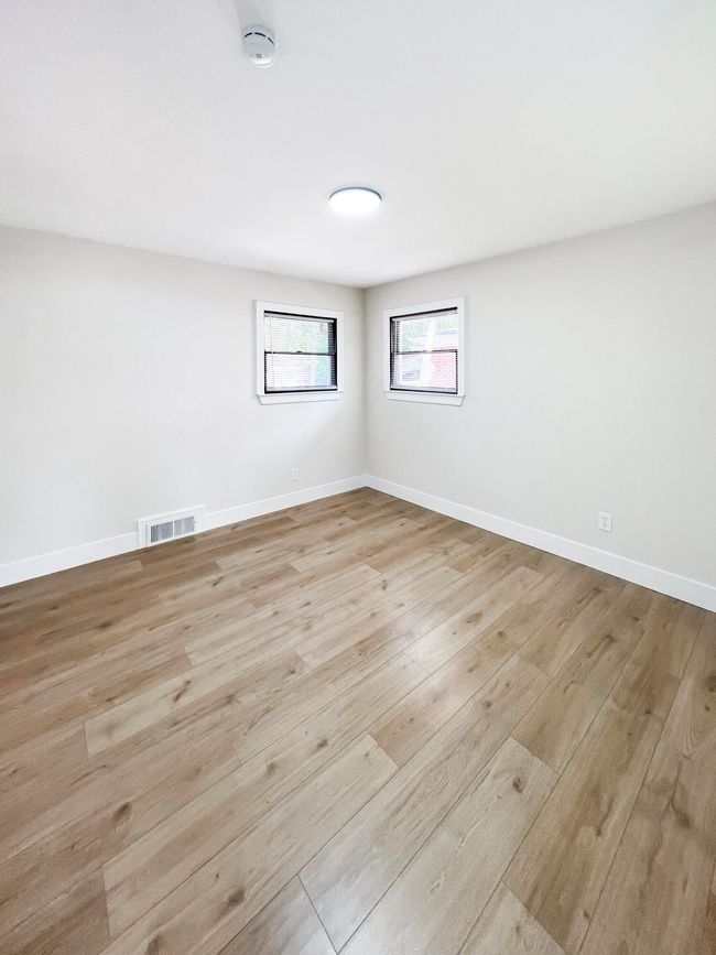 20215 Damman St, House other with 4 bedrooms, 2 bathrooms and null parking in Harper Woods MI | Image 15