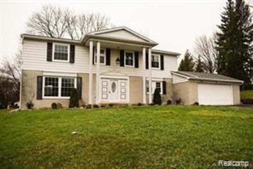 31157 Perrys Xing, Farmington Hills, MI, 48331-1545 | Card Image