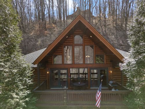 158 Baymont Dr, Lancaster, TN, 38569-5258 | Card Image