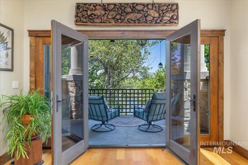 3608 N Prospect Way, Garden City, ID, 83714-6564 | Card Image