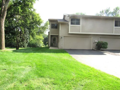 15175 Patricia Ct, Eden Prairie, MN, 55346-2551 | Card Image