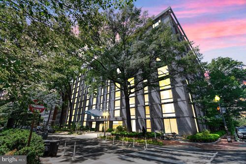 950 25th St Nw, WASHINGTON, DC, 20037-2137 | Card Image