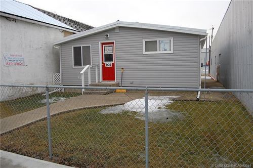 104 Main St, Alliance, AB, T0B0A0 | Card Image