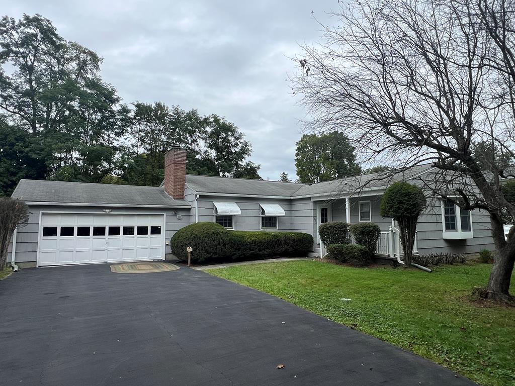 3rd St, Elmira, NY 14905