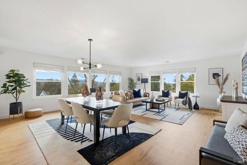 1814 Saint Francis Road, Santa Rosa, CA, 95409 | Card Image