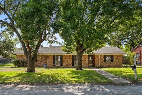 2729 Tanglewood Drive, Commerce, TX, 75428 | Card Image