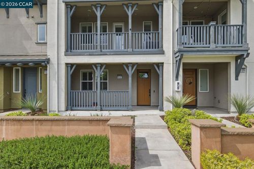 2737 5th St, Alameda, CA, 94501-7856 | Card Image