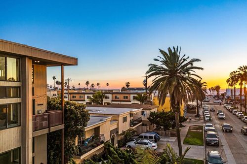 16-881 Thomas Ave, San Diego, CA, 92109-3939 | Card Image