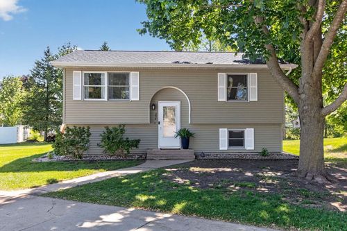 254 Lakeview Court, HORTONVILLE, WI, 54944 | Card Image