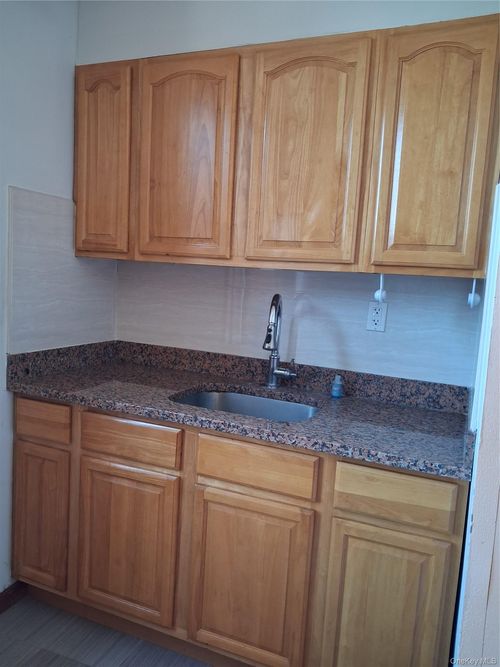 1-1 Orange Ave, Walden, NY, 12586-1869 | Card Image