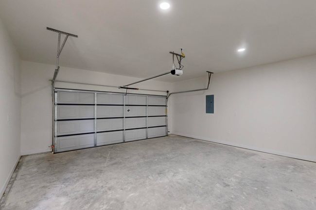 911 E Calhoun St, House other with 3 bedrooms, 2 bathrooms and null parking in Rice TX | Image 18