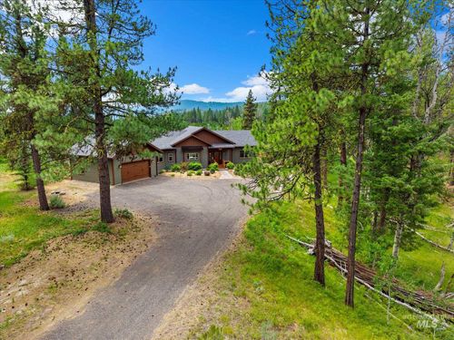 11 Minidoka Ct, McCall, ID, 83638-4709 | Card Image