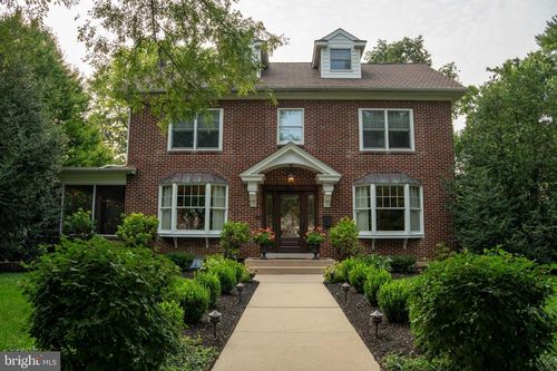 239 Elm Ave, HERSHEY, PA, 17033-1536 | Card Image