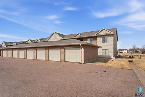 24-4908 S Klein Ave Avenue, Sioux Falls, SD, 57106 | Card Image