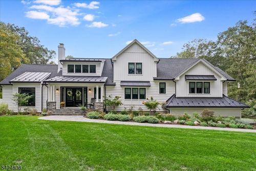 529 Openaki Rd, Denville, NJ, 07834-9640 | Card Image