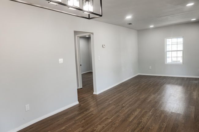 112 Sw 8 Th St, House other with 2 bedrooms, 1 bathrooms and null parking in Plainview TX | Image 5