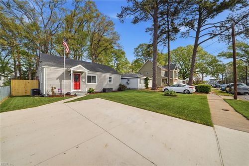 5026 Krick St, Norfolk, VA, 23513-2724 | Card Image