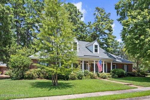 614 Kinsington Ct, Ridgeland, MS, 39157-4160 | Card Image
