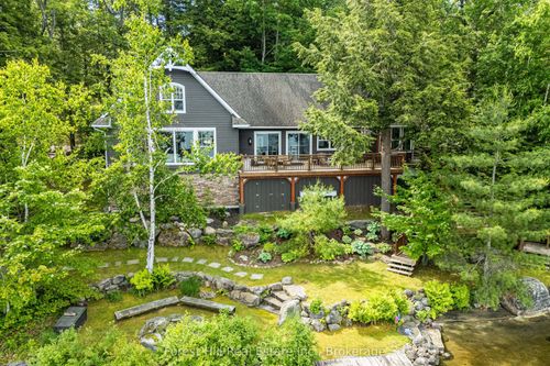 1064 Long Lake Rd, Bala, ON, P0C1A0 | Card Image