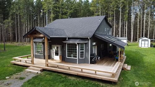 14640 164th Ln Se, Rainier, WA, 98576-9557 | Card Image