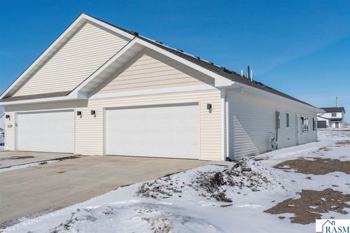 3122 Noble Dr, Mankato, MN, 56001-8212 | Card Image