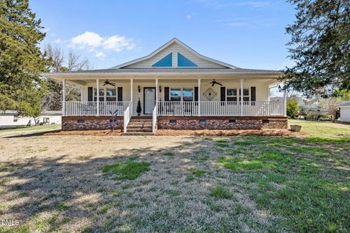35 Hummingbird Ln, Henderson, NC, 27537-6169 | Card Image