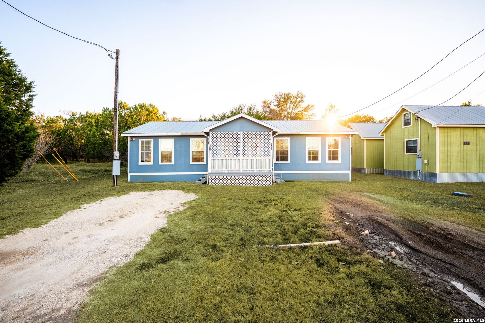 Residential Income in Bandera 3