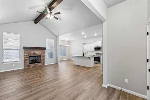625 N Cottontail Way, Mustang, OK, 73064-1141 | Card Image
