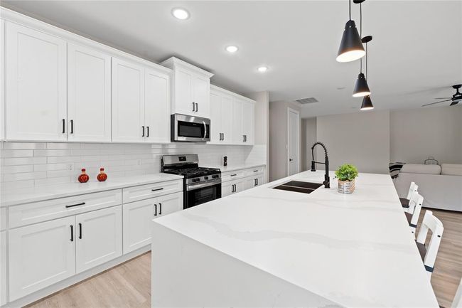 2614 Piemonte Ave, House other with 3 bedrooms, 3 bathrooms and 2 parking in Spring TX | Image 18