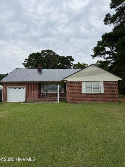 2020 John Small Ave, Washington, NC, 27889-7384 | Card Image