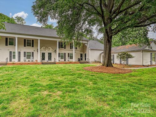 7004 Quail Hill Rd, Charlotte, NC, 28210-5104 | Card Image