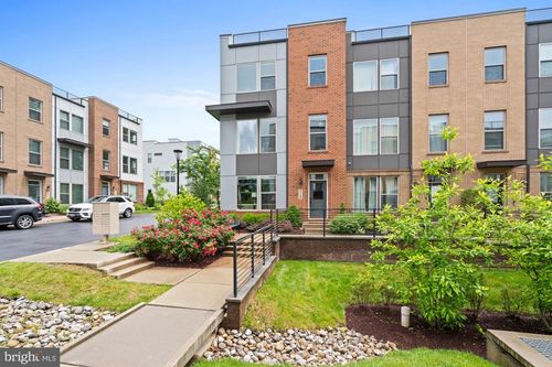 5120 Longstone Way, North Bethesda, MD, 20852-2100 | Card Image