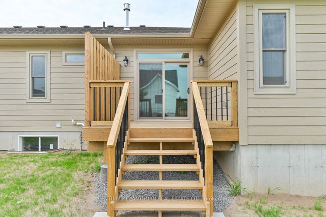 67 Seymour Rd, House attached with 2 bedrooms, 2 bathrooms and 2 parking in Hunt ON | Image 17