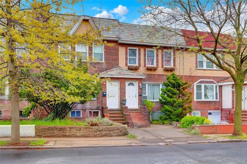 32-12 Bayswater Ct, Far Rockaway, NY, 11691-1606 | Card Image