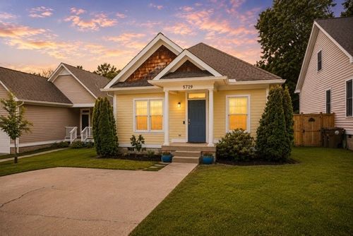 5729 Maudina Ave, Nashville, TN, 37209-3109 | Card Image