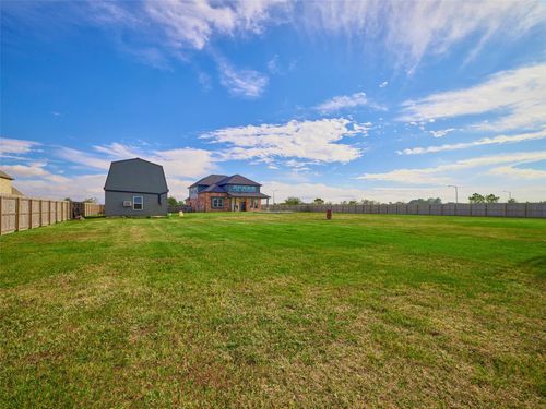 11718 Casadores Ln, Needville, TX, 77461-7598 | Card Image