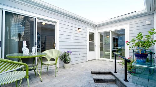 512 Sanderling Cir, BRADENTON, FL, 34209-7390 | Card Image