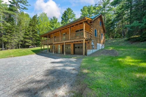 81 Pine Valley Rd, Bethlehem, NH, 03574-4124 | Card Image