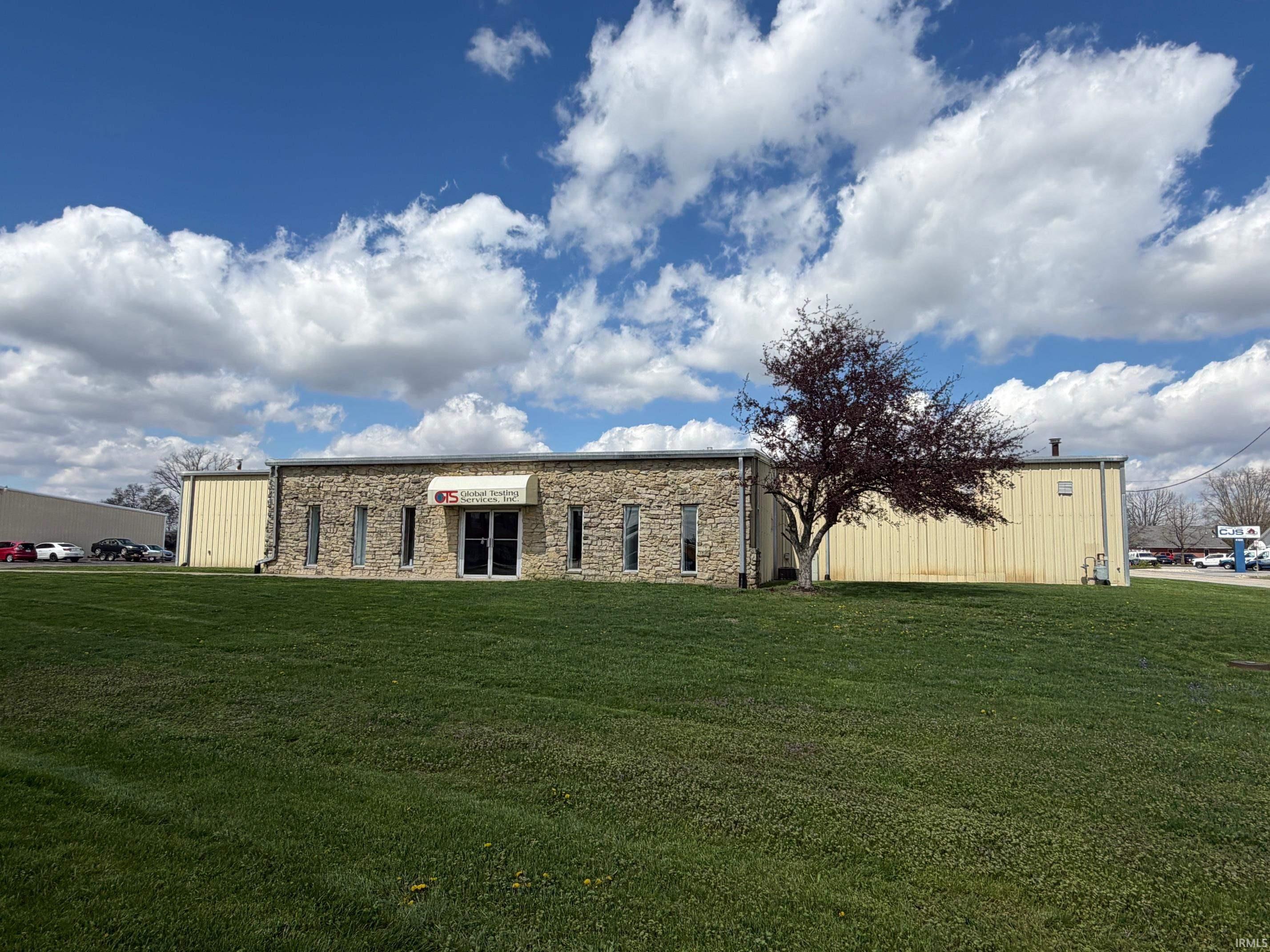 604 Albany Dr, Kokomo, IN 46902