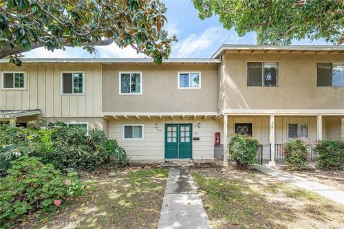 606 E Matchwood Pl, Azusa, CA, 91702 | Card Image