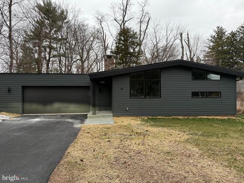 84 Buttonwood St, NEW HOPE, PA, 18938-1345 | Card Image