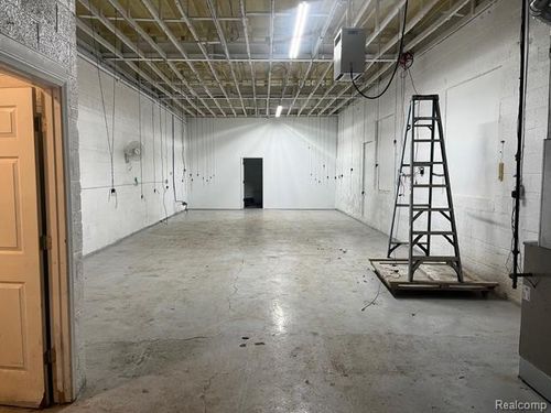 18421 Conant St, Detroit, MI, 48234-1629 | Card Image