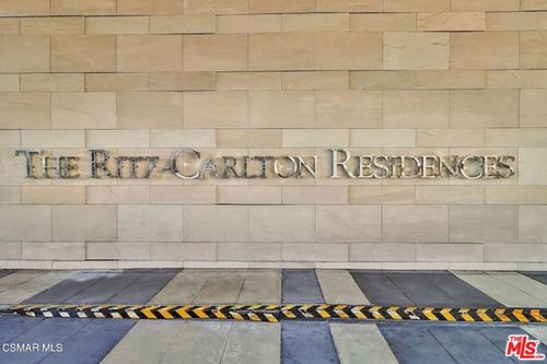 34d-900 W Olympic Blvd, Los Angeles, CA, 90015-1384 | Card Image