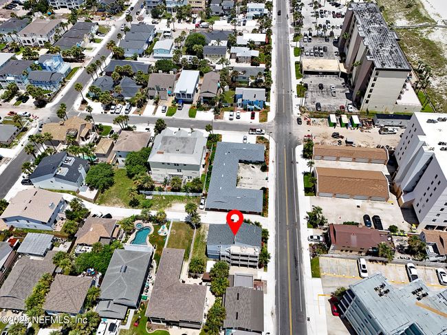 724 1 St St S, Home with 5 bedrooms, 5 bathrooms and null parking in Jacksonville Beach FL | Image 92