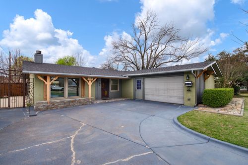 917 Warfield Way, Richardson, TX, 75080-4042 | Card Image