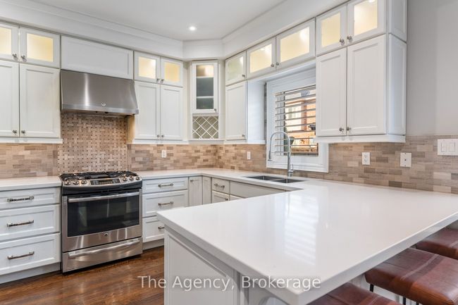 3349 Cline St, House other with 3 bedrooms, 4 bathrooms and 2 parking in Burlington ON | Image 14