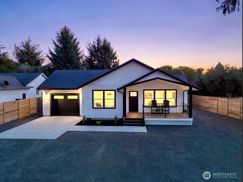 821 Shark Ct Sw, Ocean Shores, WA, 98569-9004 | Card Image