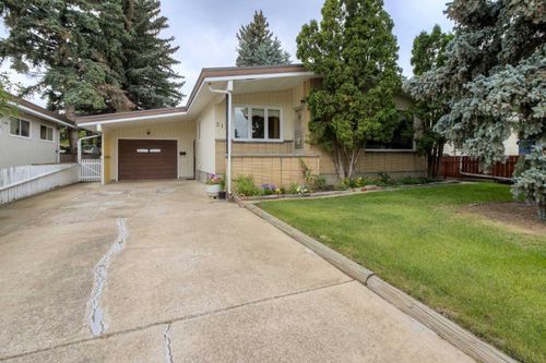 2114 19 St, Coaldale, AB, T1M1E8 | Card Image
