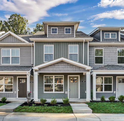 147 Quarry Point Dr, Clarksville, TN, 37043-3368 | Card Image