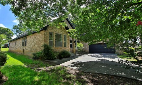 7086 Kingston Cove Ln, Willis, TX, 77318-9119 | Card Image